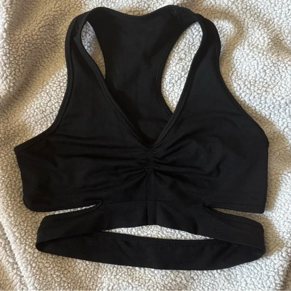 Alphalete amplify stratus bra, black size m - Picture 3 of 4